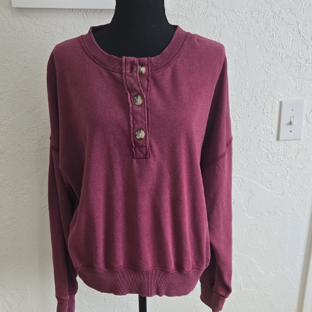 Women's Burgundy Cropped Sweater